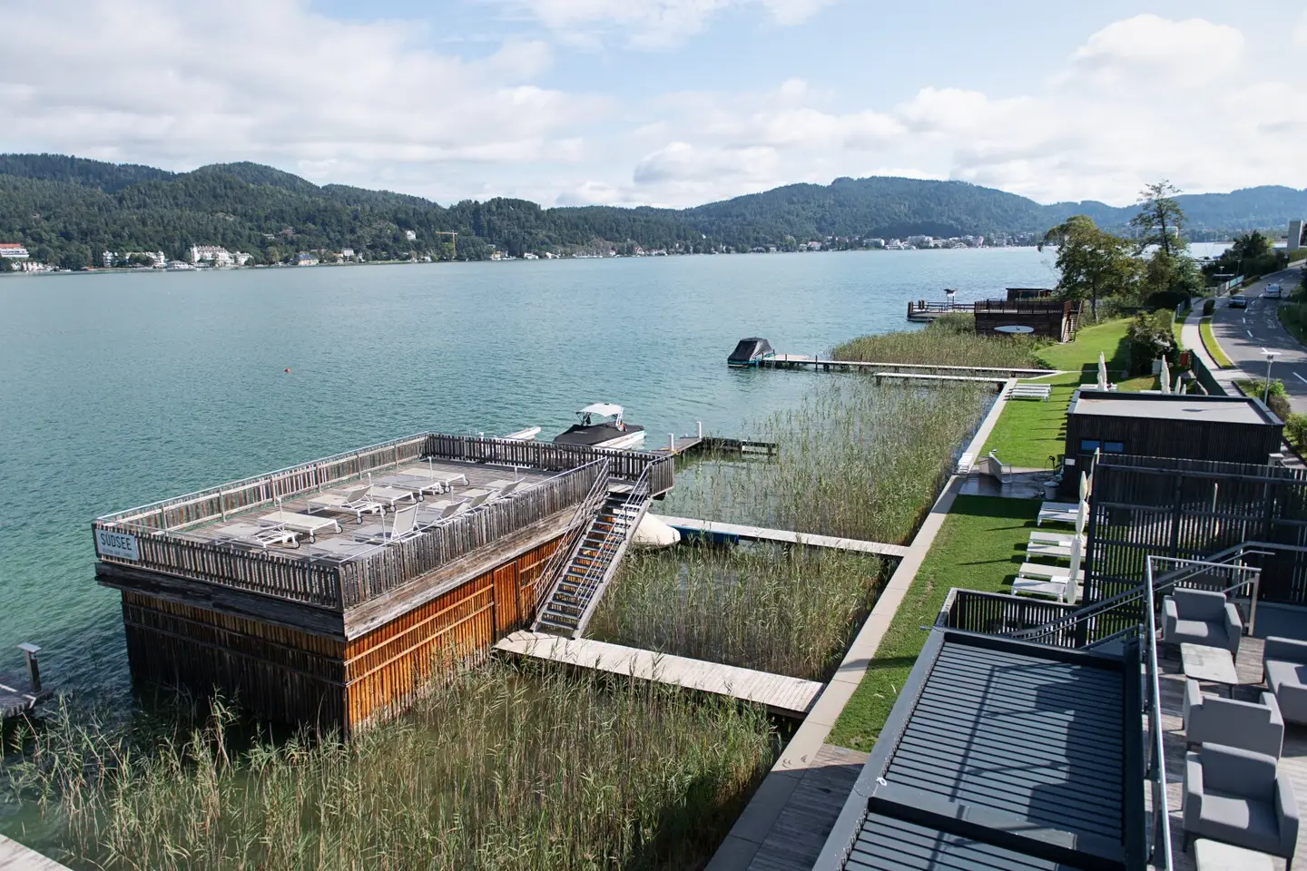 Exklusive Gartenwohnung mit Seezugang und unverbaubarem Wörthersee-Blick in Maria Wörth