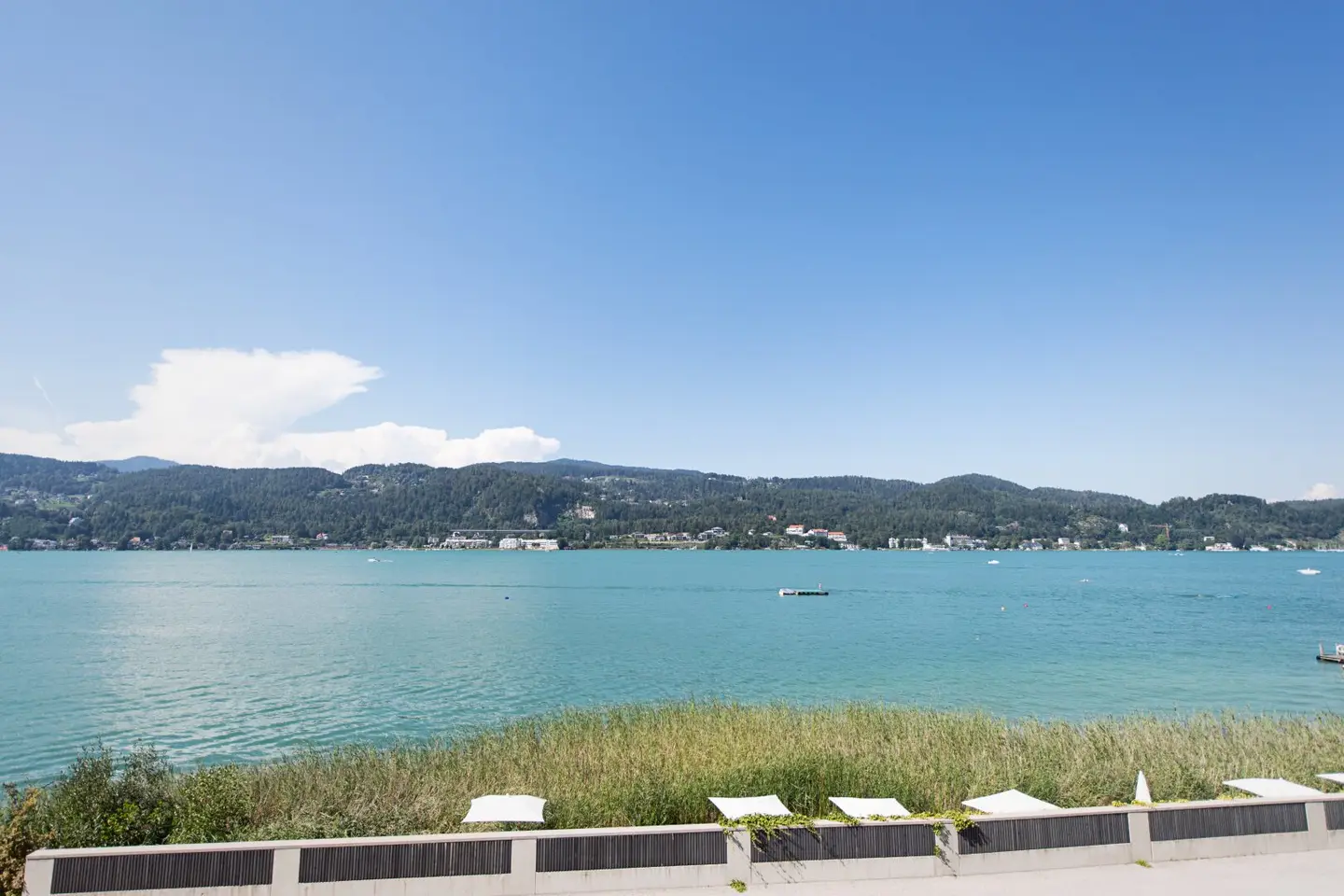 Exklusive Gartenwohnung mit Seezugang und unverbaubarem Wörthersee-Blick in Maria Wörth