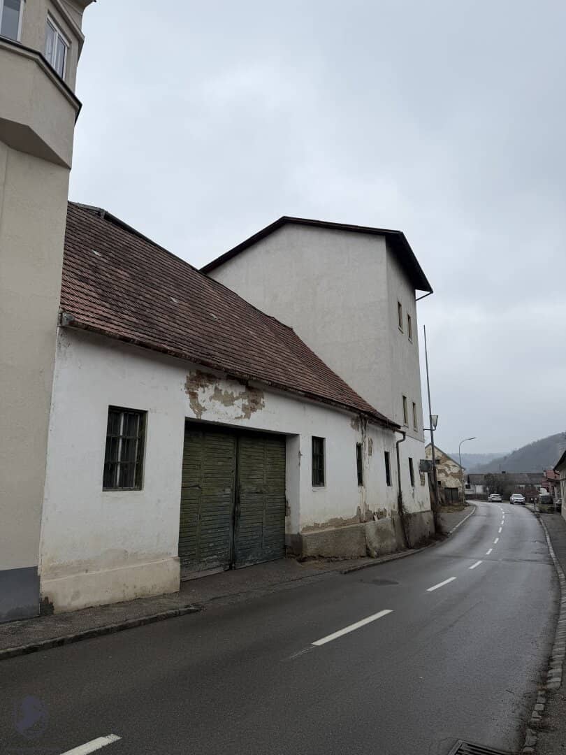 Project property with halls on the ground floor and office space on the upper floor a project property with halls on the ground floor and office space on the upper floor
