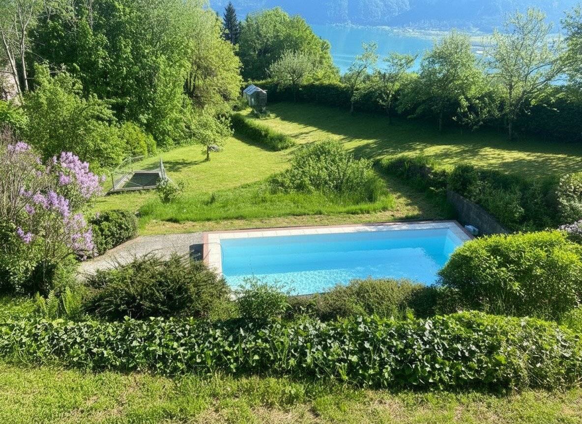 Mehr Aussicht. Mehr Ruhe. Mehr Möglichkeit. Ein Rückzugsort mit Seltenheitswert am Mondsee.