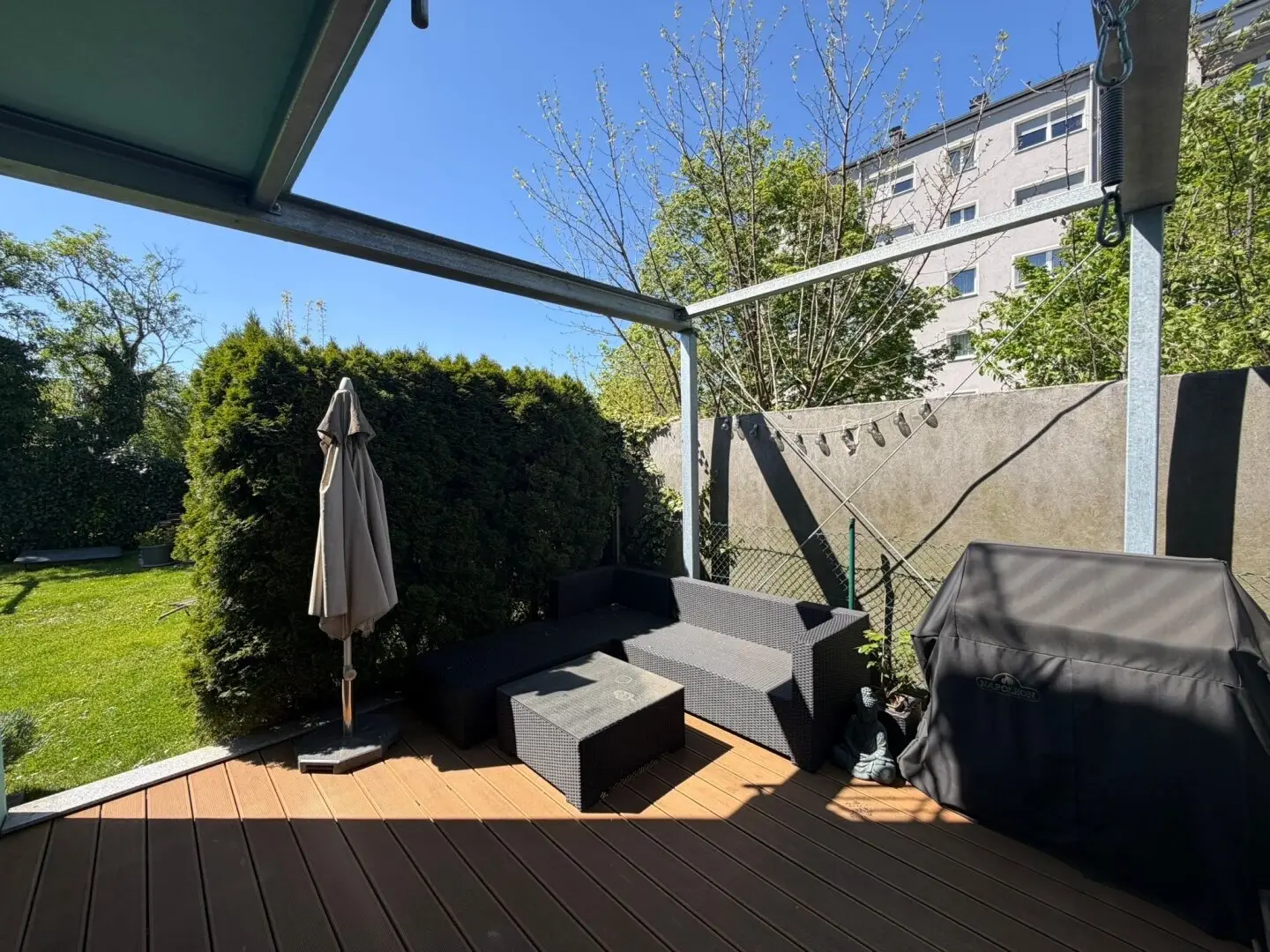 Modern End Terraced House in Linz