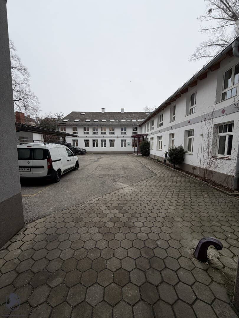 Investment property in top location in Wien – high yield investment with 12 units
