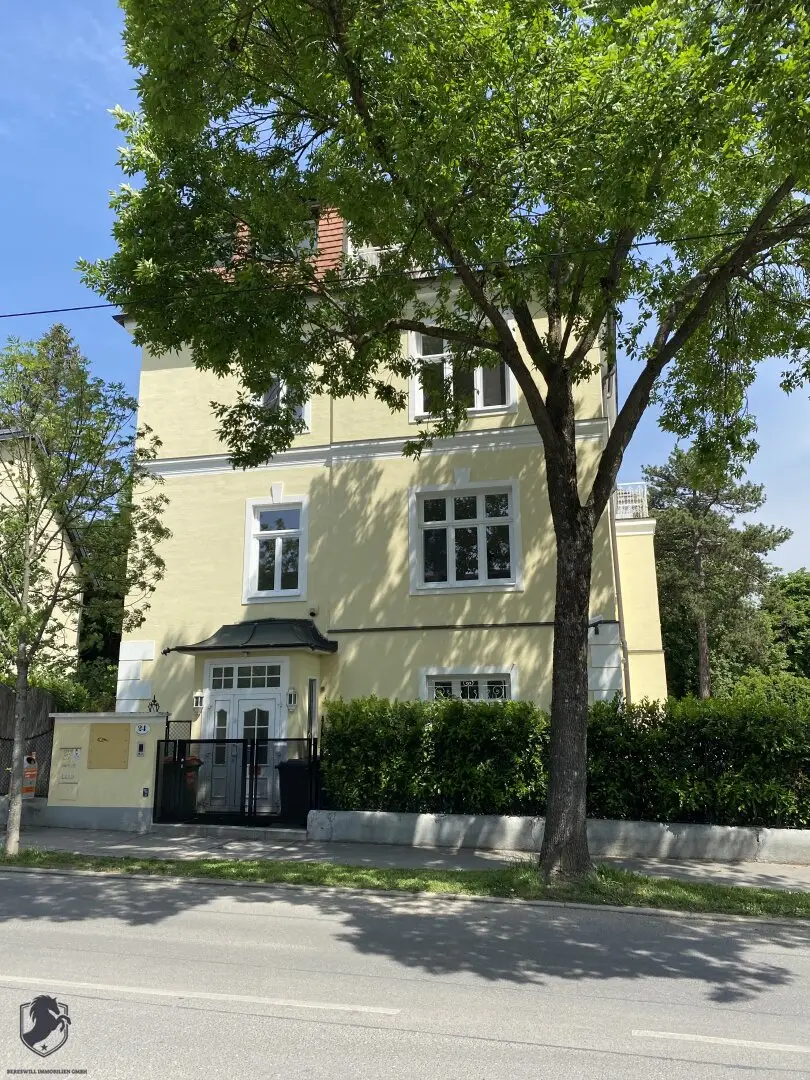 Repräsentative Stadtvilla in Hietzing – Perfekt für Wohnen & Arbeiten