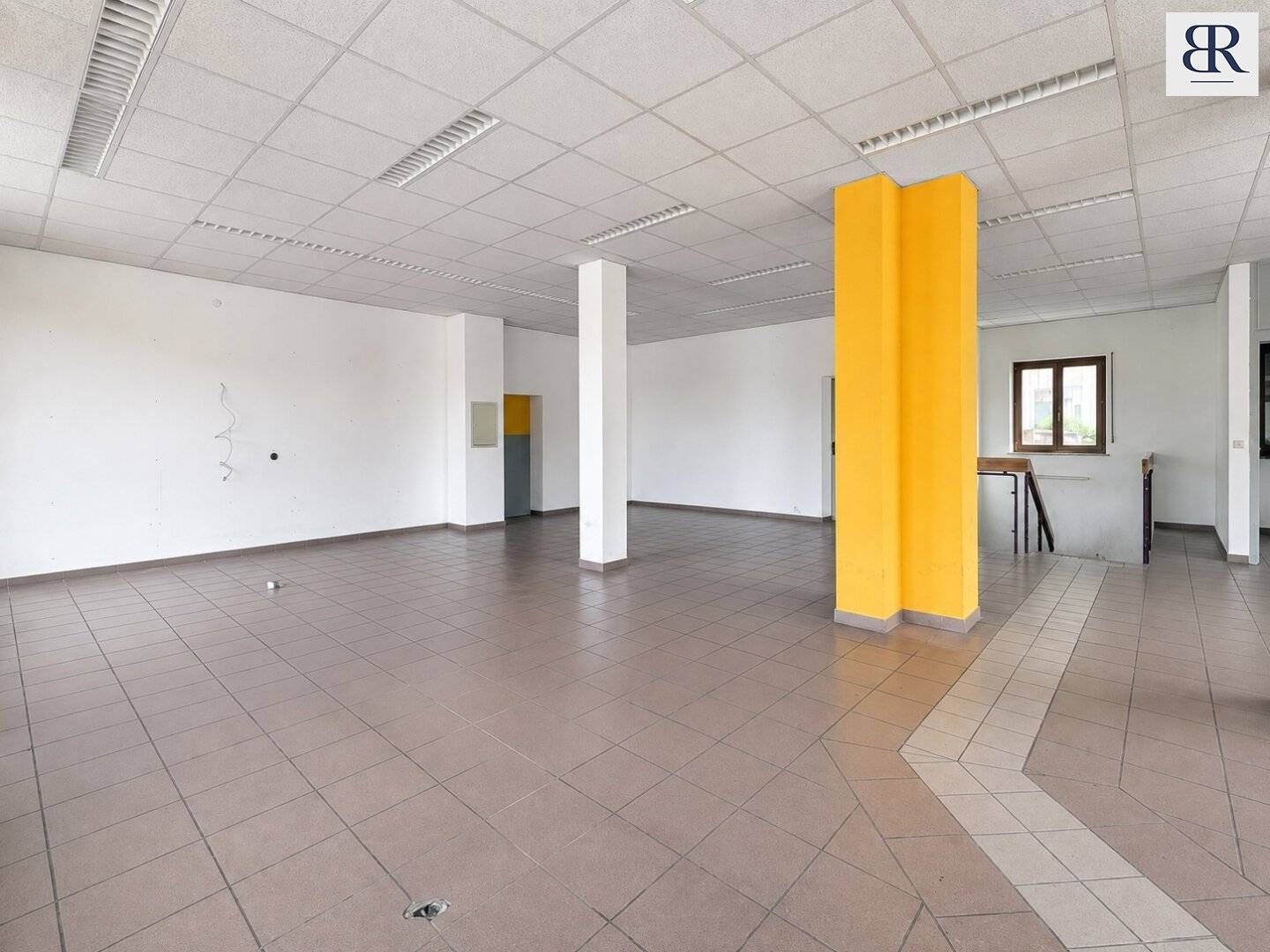 Room for ideas. Space for success.