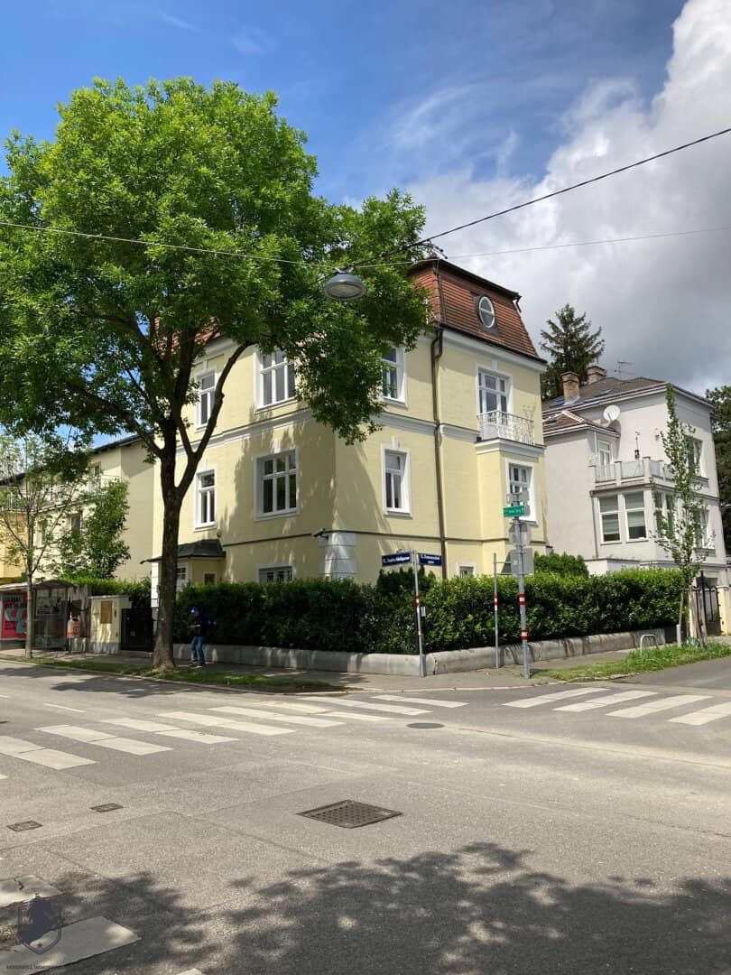 Representative city villa in Hietzing, Perfect for living and working