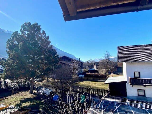 Herrlich, sonniges Baugrundstück (mit Altbestand) in absoluter Ruhelage in Oberhofen