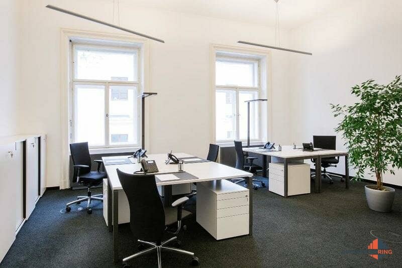 Offices in a top location in Vienna city centre commission free