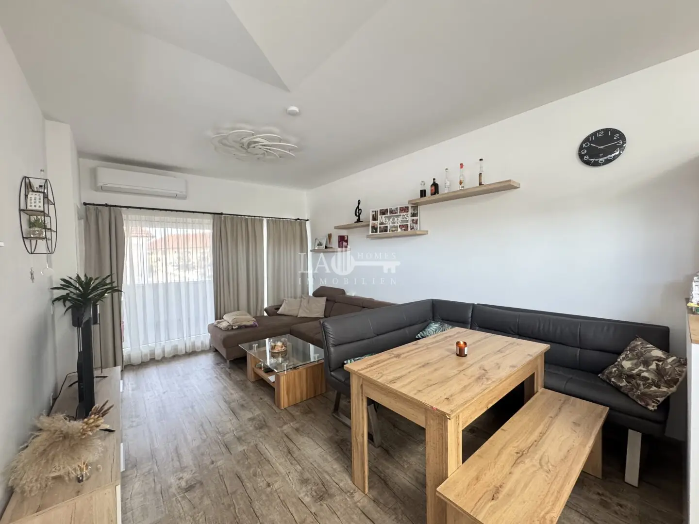 Rented three apartments in a central location
