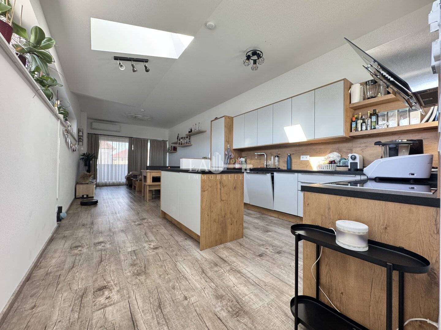 Rented three apartments in a central location
