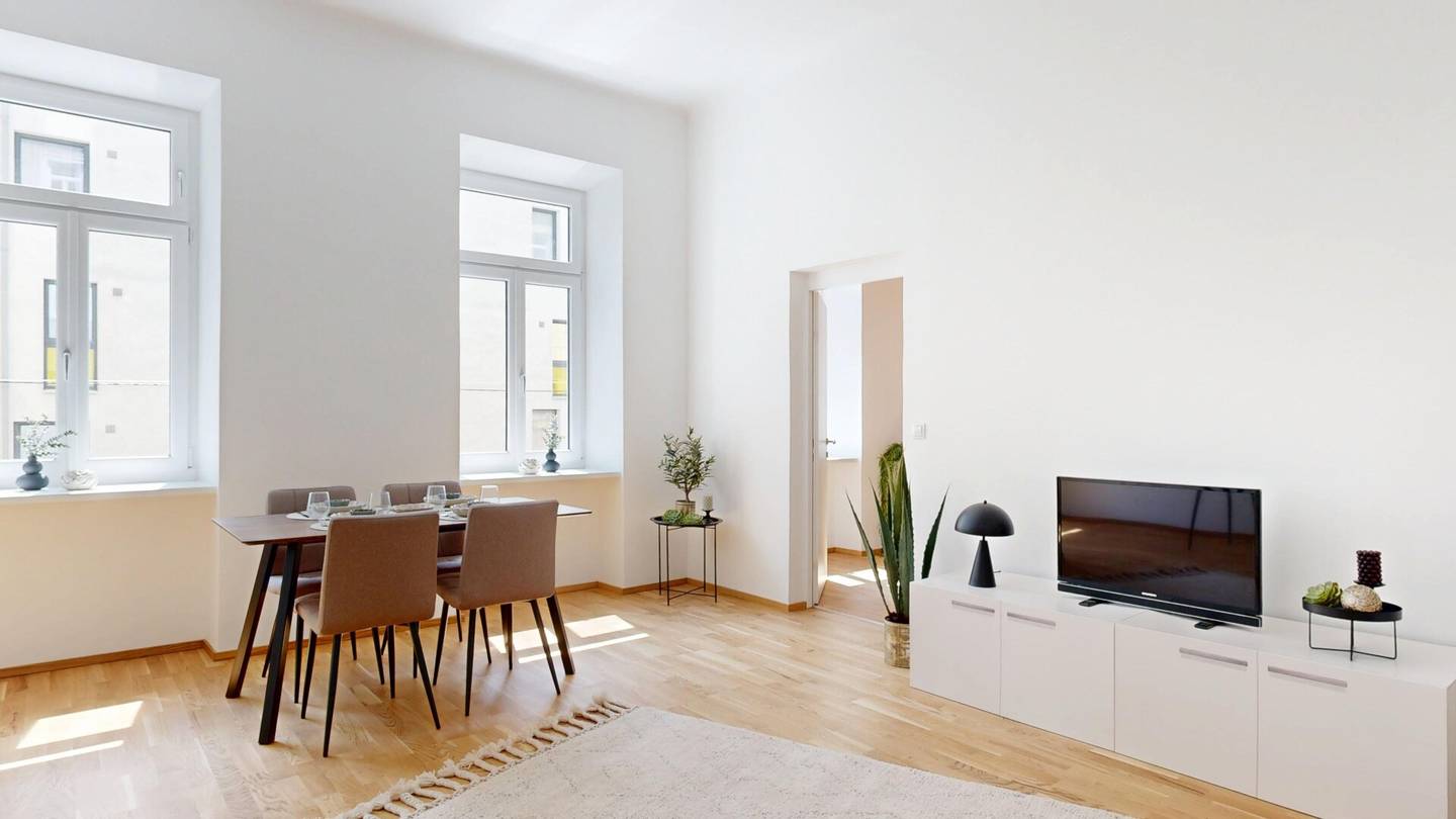 First occupancy after renovation: 3-room old building apartment with balcony and air conditioning in 1150 Vienna