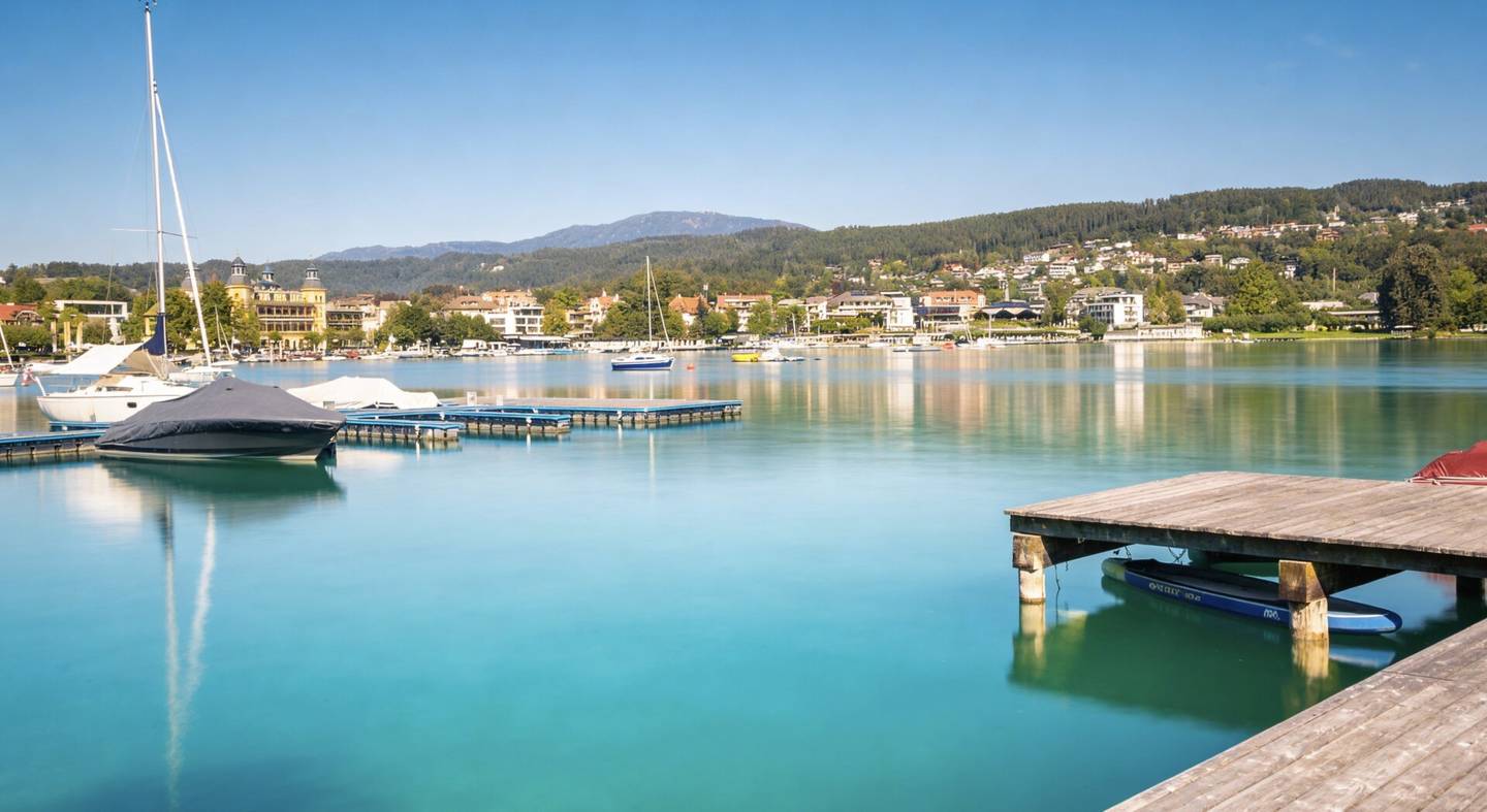 Exklusive Gartenresidenz mit privatem Seezugang am Wörthersee
