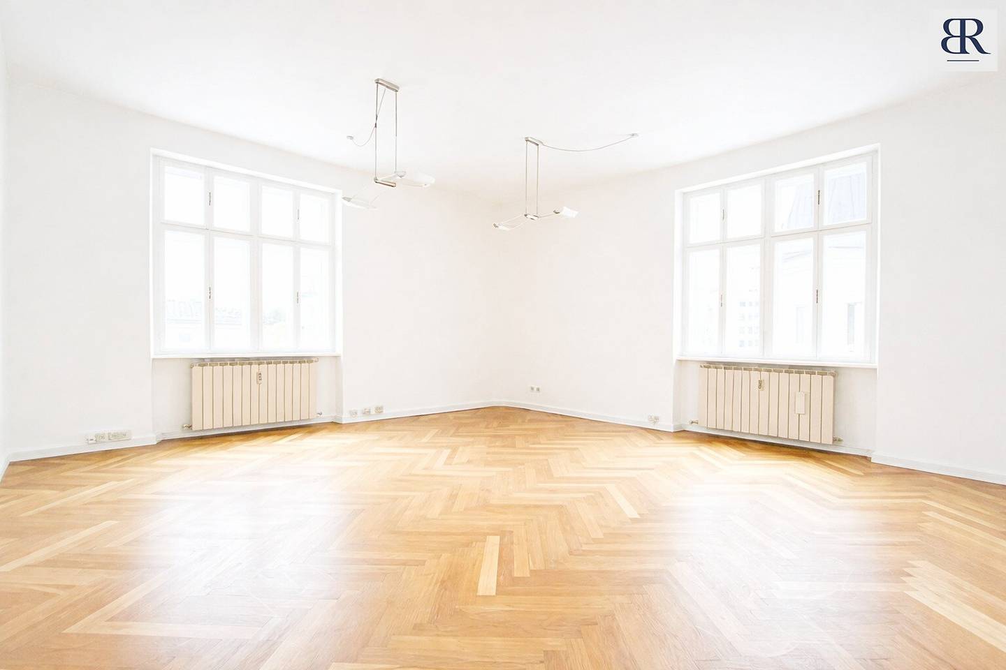 Das Büro am Platz - "Ein Platz. Ein Stil. Ein Statement"