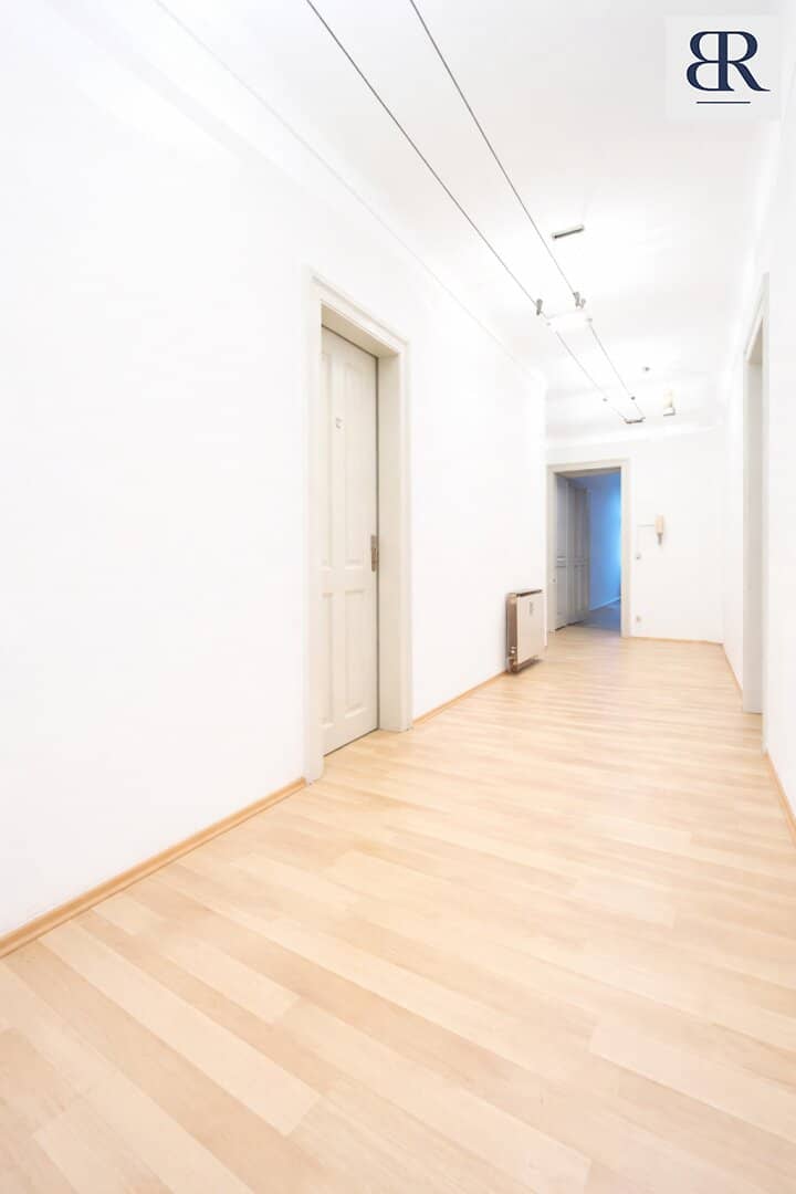 Das Büro am Platz - "Ein Platz. Ein Stil. Ein Statement"