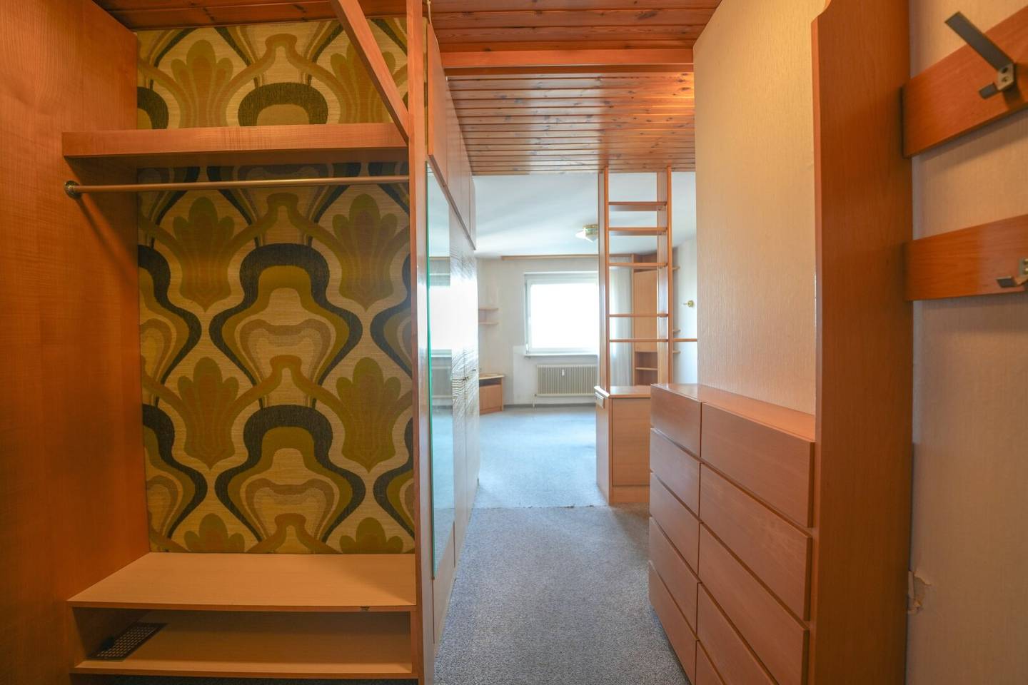 Großzügige 4-Zi-Wohnung mit Loggia in Wels - Neustadt