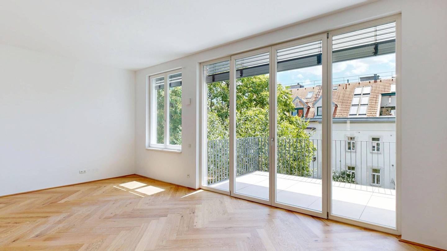 Historical Charm &amp; Low Energy! Old Building │ Open View │ PV System