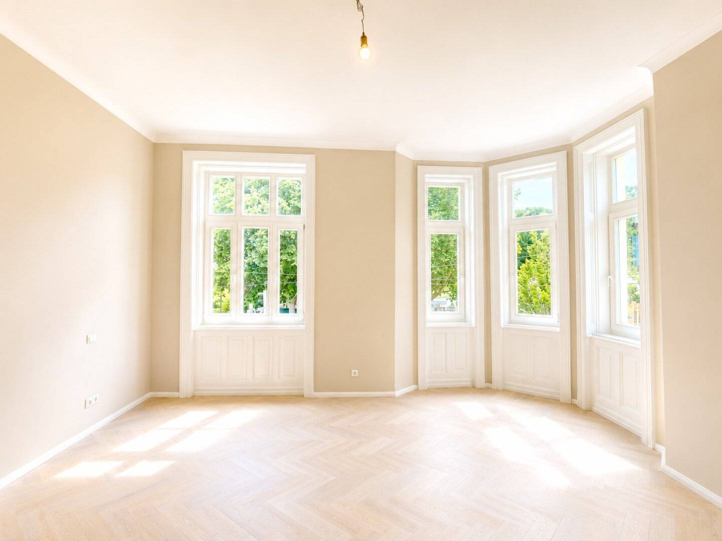 Fully renovated designer apartment with bay window and distant view | 77.66 m² | 1st floor | 1190 Döbling | commission free