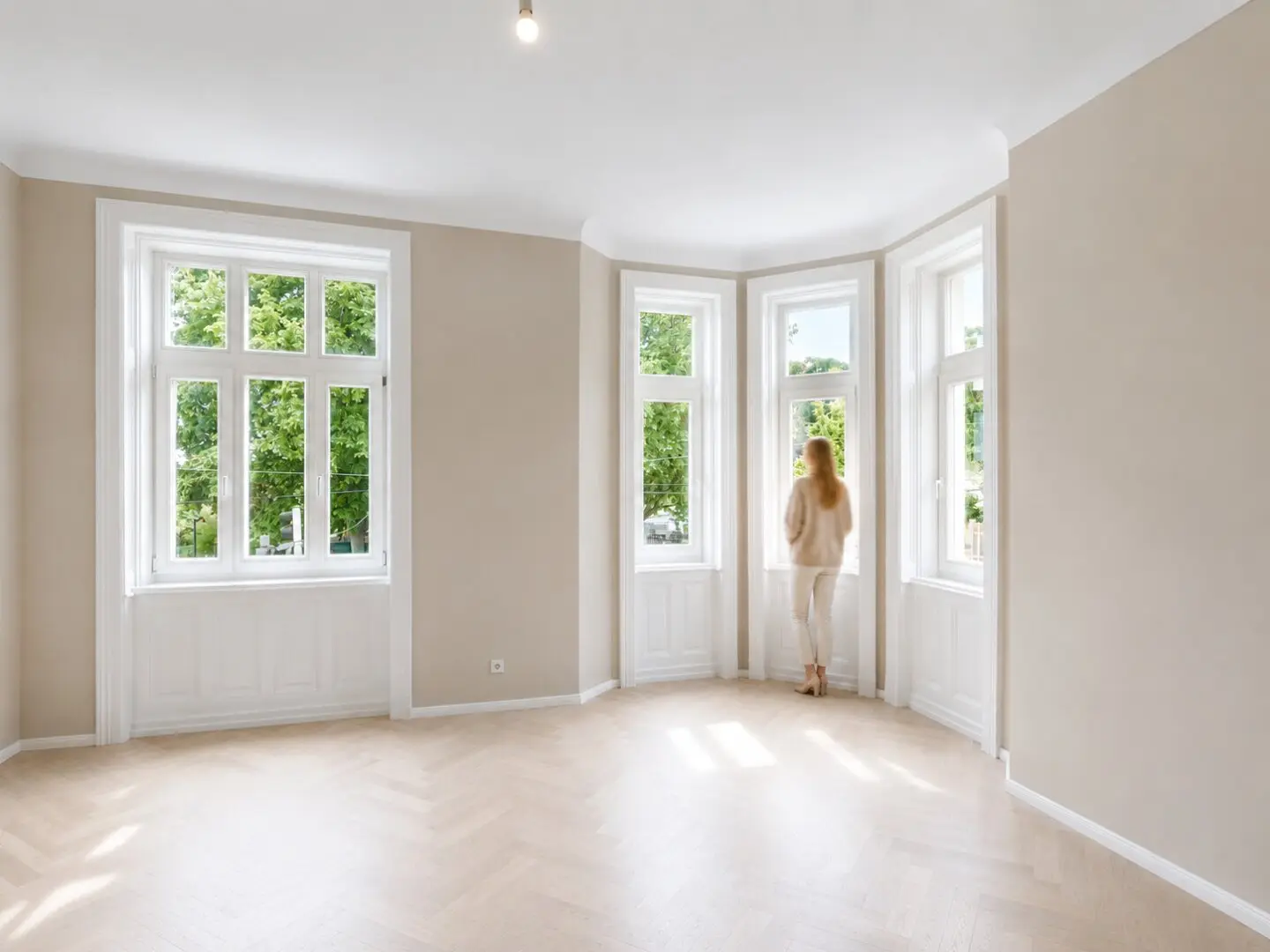 Fully Renovated Designer Historic Building | Bay Window & Distant View | 77,66 m² | 1190 Wien | COMMISSION-FREE