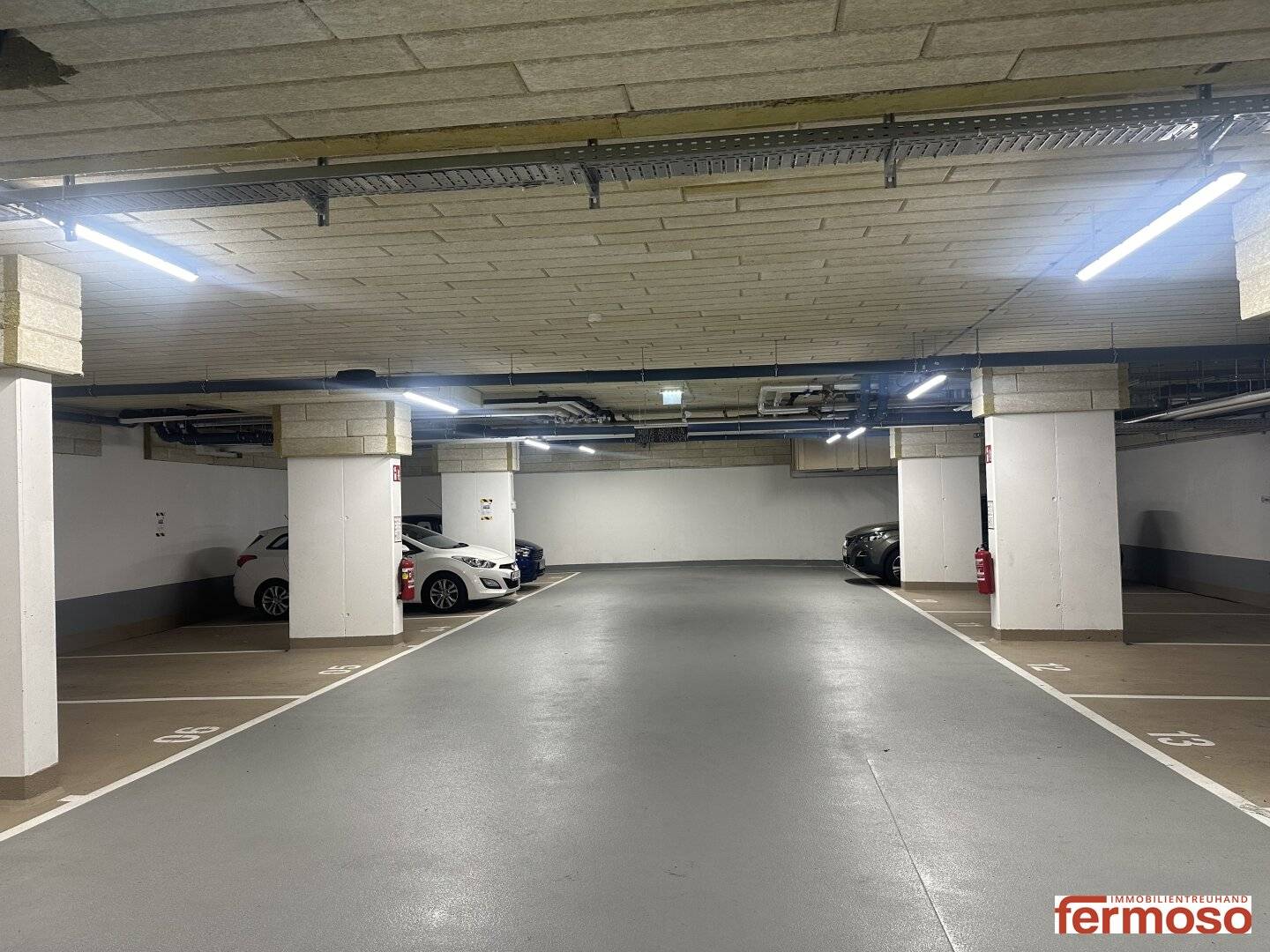 Underground garage parking spaces at Dresdner Straße 15, 1200 Vienna now available