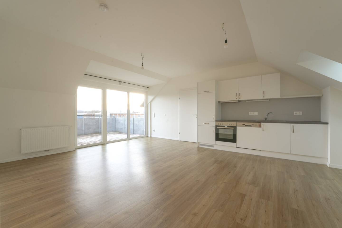 2 months rent-free - attic apartment with distant view in Wels/Lichtenegg