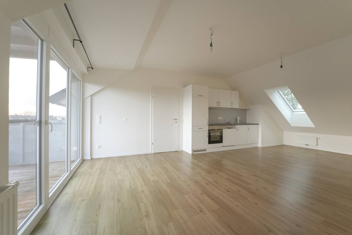 2 months rent-free - attic apartment with distant view in Wels/Lichtenegg