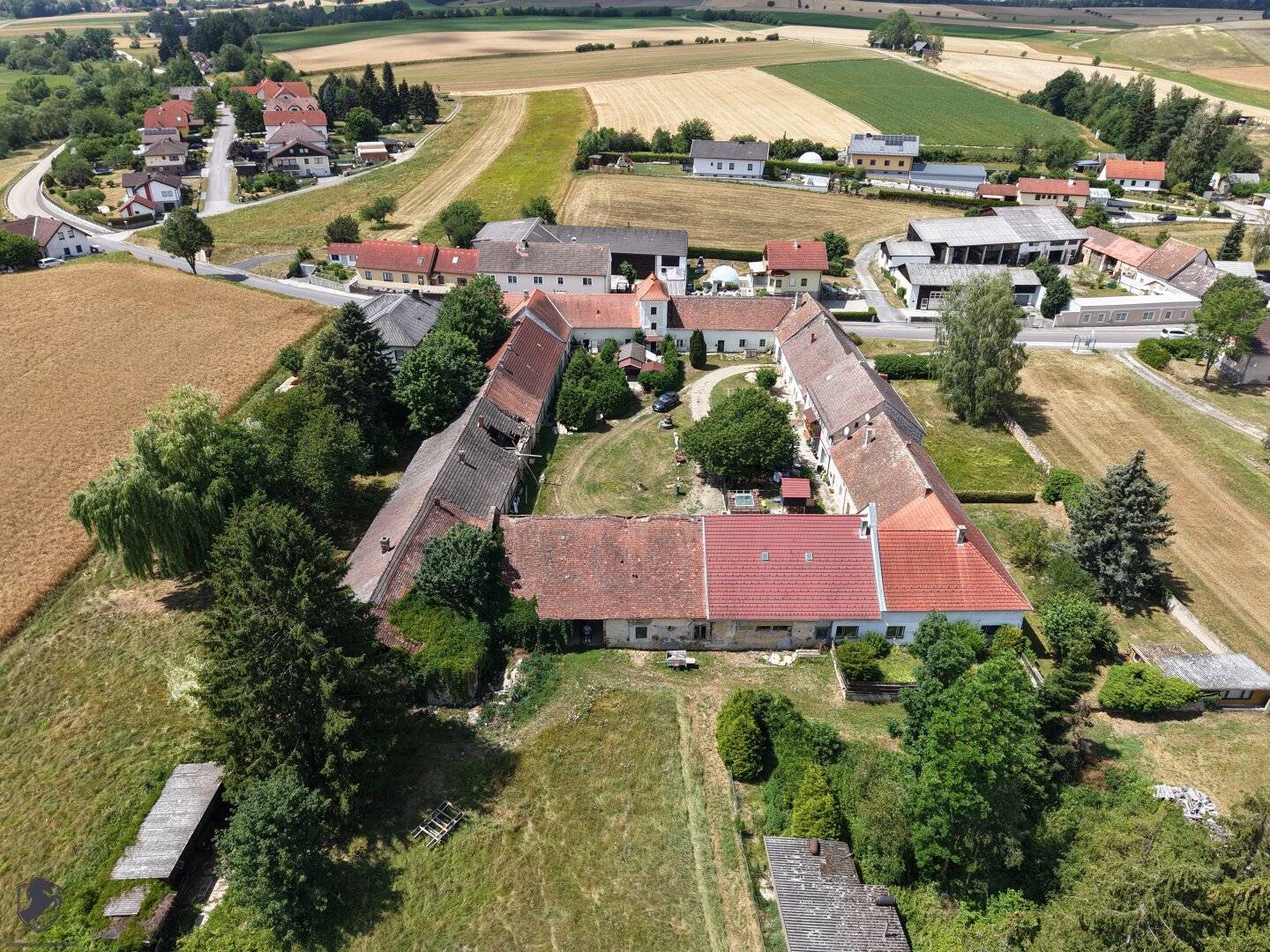 Historische Hofanlage mit 7.216 m² Grundstücksfläche und Entwicklungspotenzial – Teilung möglich