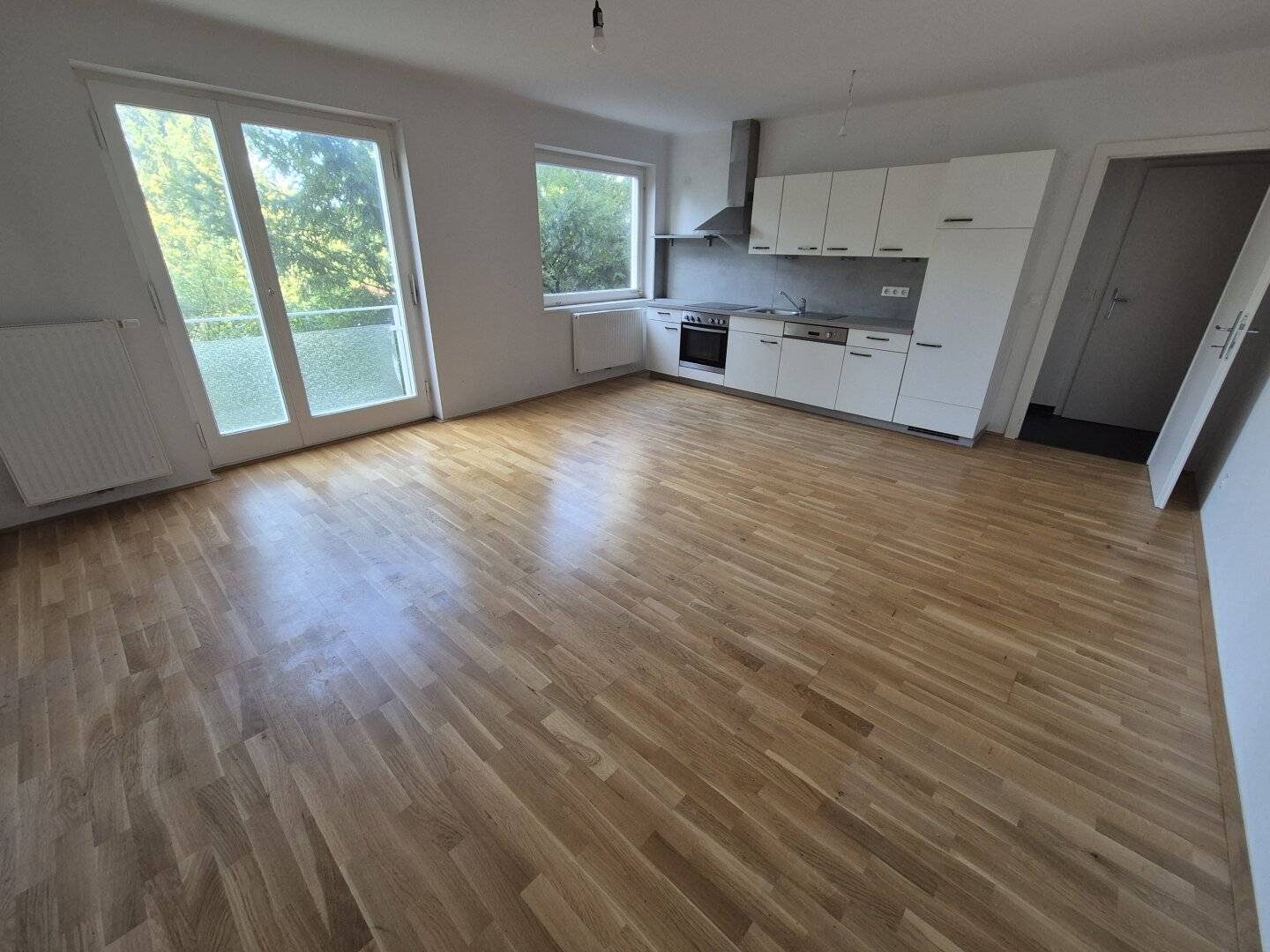 Quietly located two room apartment near the Lainzer Tiergarten