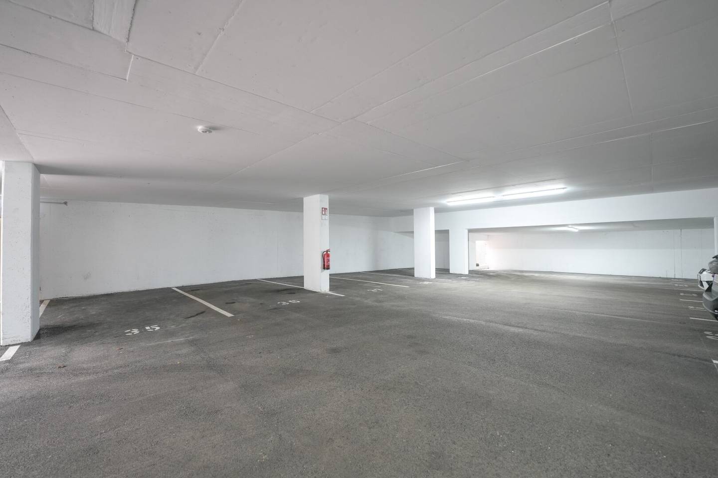 Tiefgaragenstellplätze nahe Bahnhof in Wels/Neustadt zu vermieten