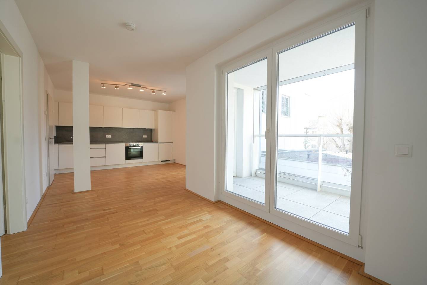 Anlage: Moderne City-Wohnung mit Loggia und Tiefgarage - Wels / Zentrum