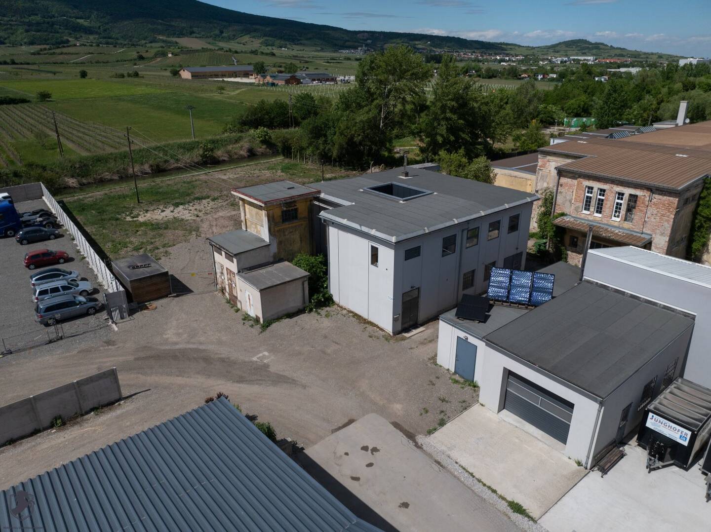 ECHTES LOFT (kein Fake!) + WERKSTATT + 2.100 m² EIGENGRUND