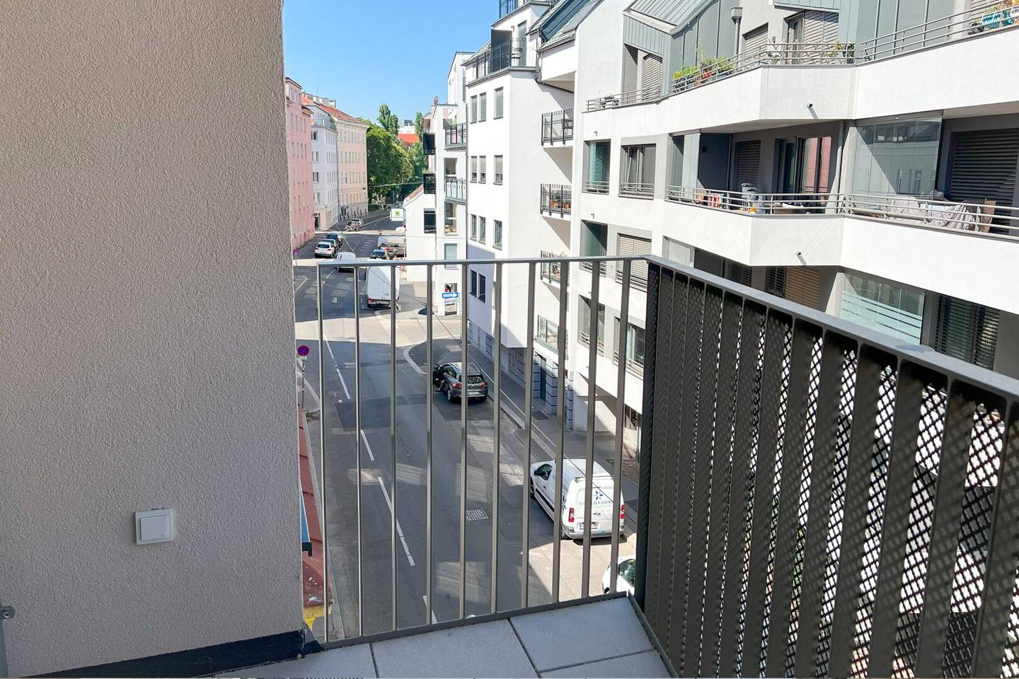 2-ZIMMER-ANLEGERWOHNUNG NÄHE MEIDLINGER MARKT