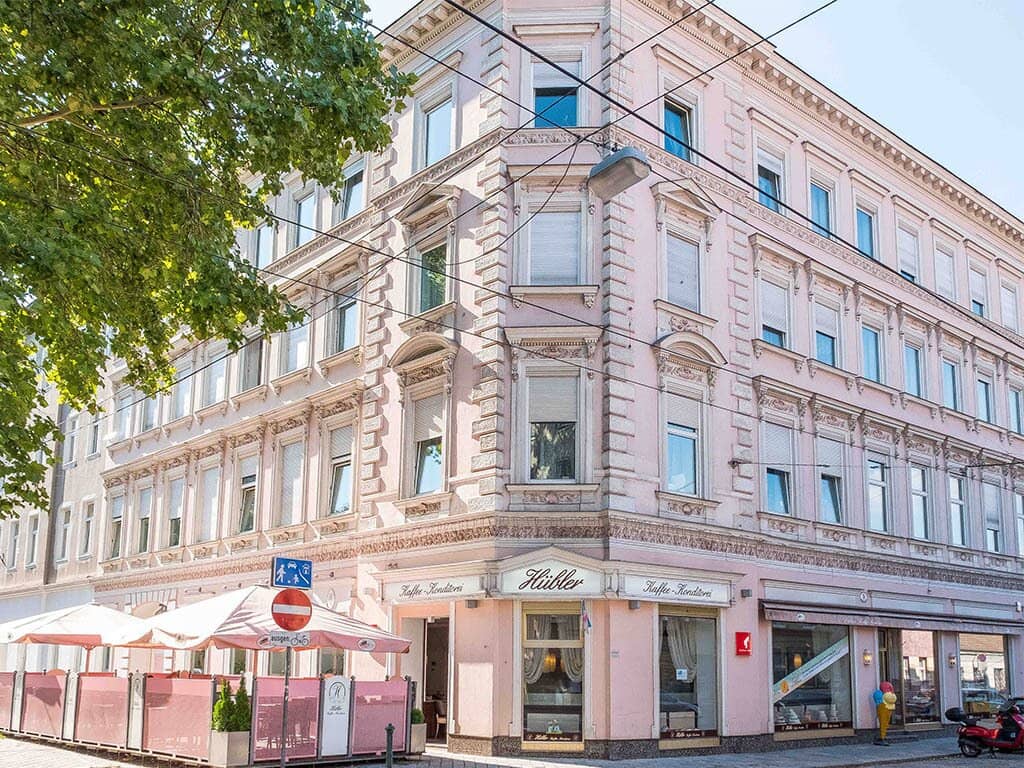 Flexible office with garden and terrace – space for ideas on 231 m² for rent