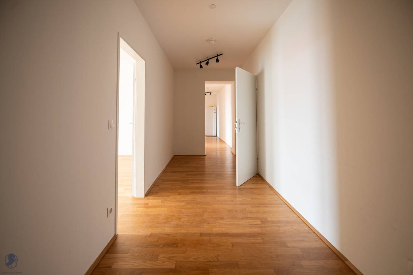 Charmante Wohnung in historischem Gebäude nahe Hauptplatz – barrierefrei mit Terrasse und Lift