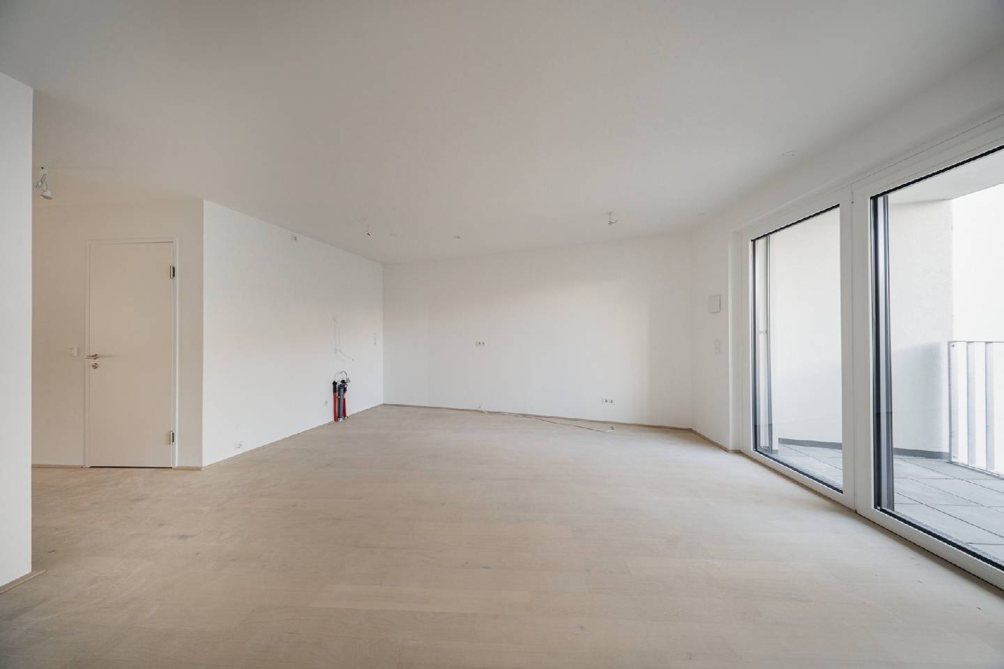Newly built apartment with loggia in courtyard
