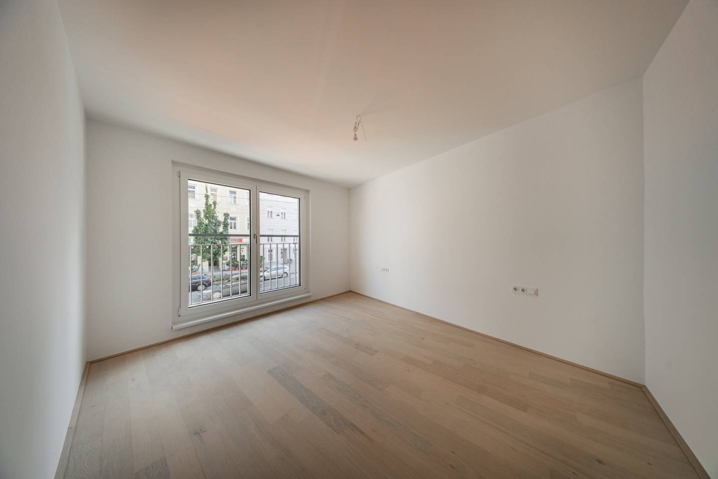 Newly built apartment with loggia in courtyard