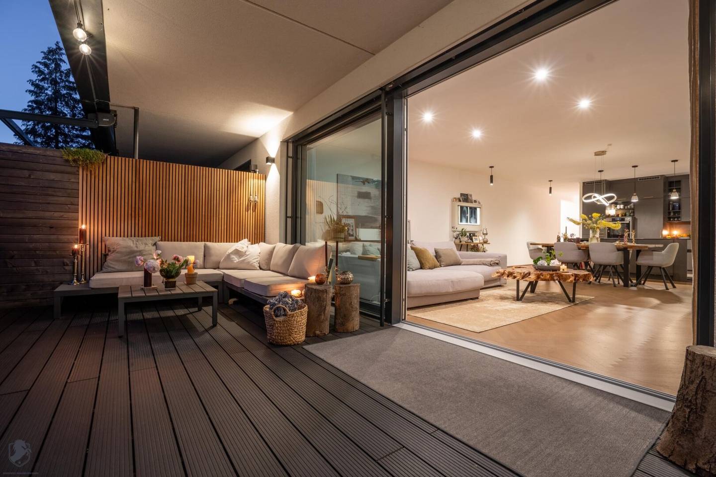 Exklusive barrierefreie Gartenwohnung mit ca. 400 m² Garten in absoluter Ruhelage