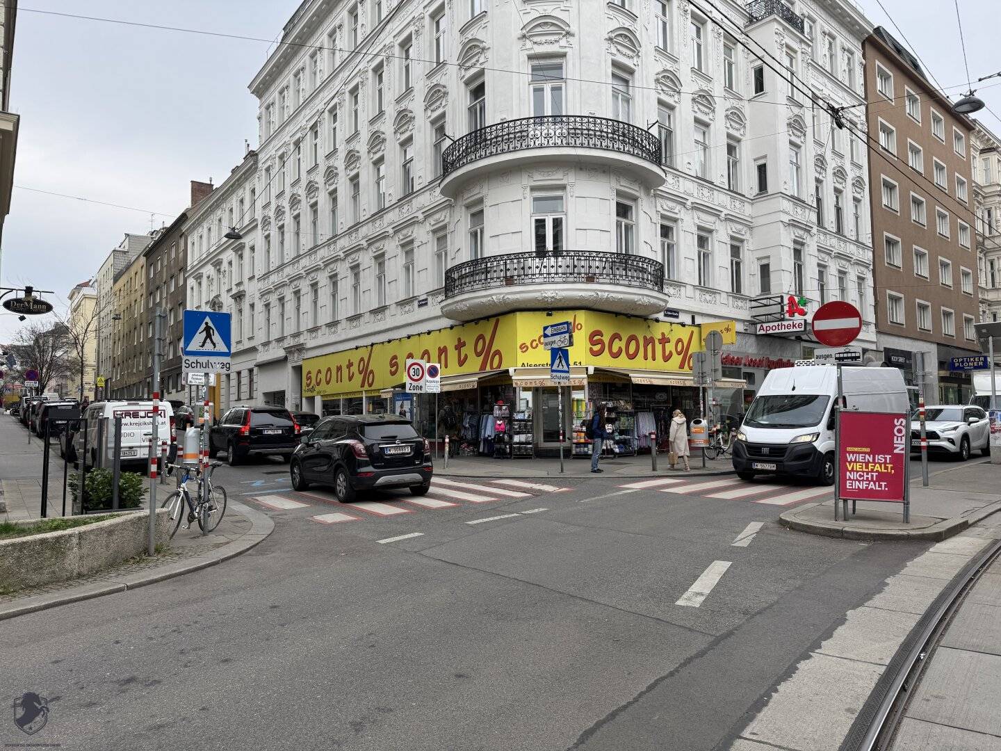 Top location in the 8th district versatile usable commercial premises