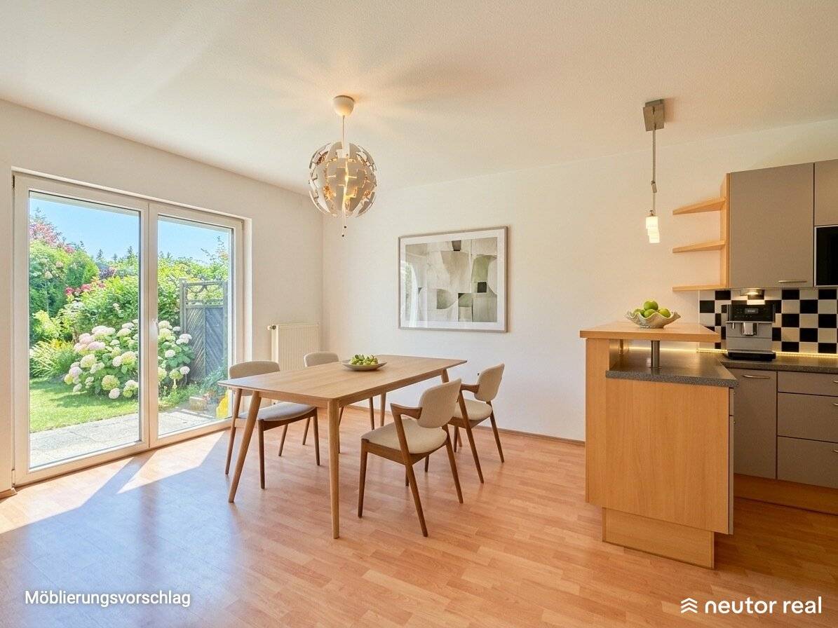 Charming terraced house with sunny garden in a quiet green location