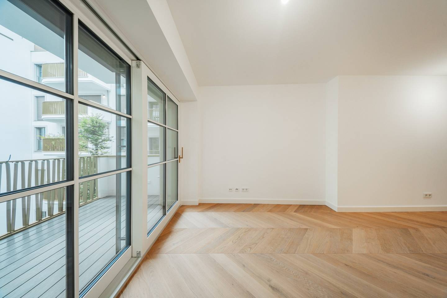 Moderne 2-Zimmer-Wohnung mit Balkon in zentraler Naschmarktlage in Wien