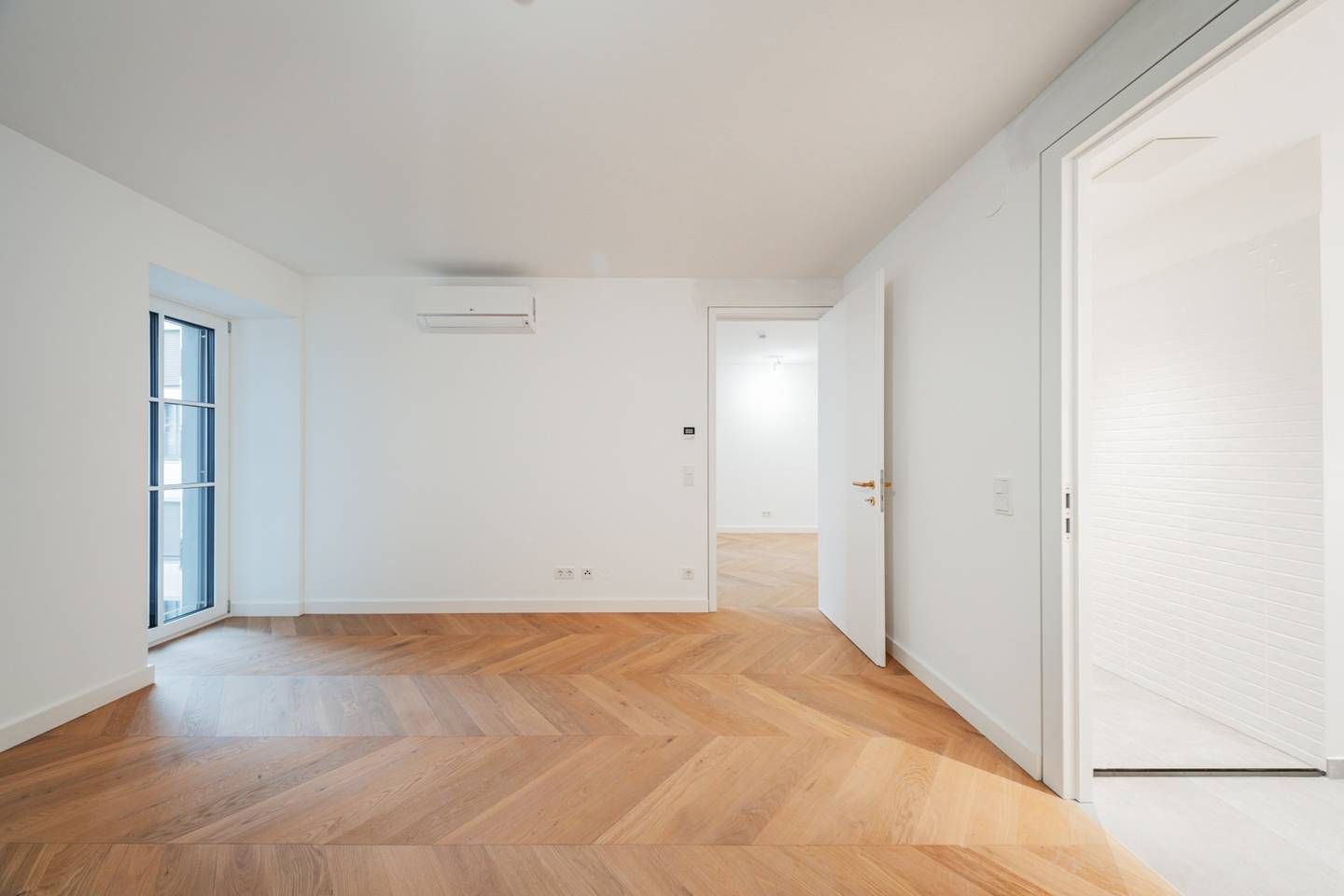 Moderne 2-Zimmer-Wohnung mit Balkon in zentraler Naschmarktlage in Wien
