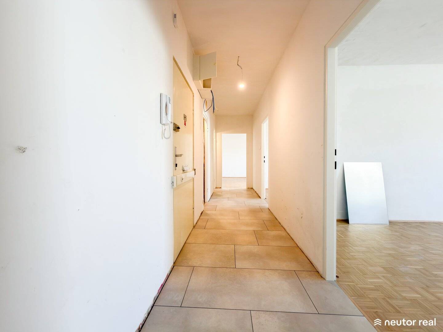 Partial Renovation Quiet 3-Room Apartment Courtyard Location Practical Floor Plan Near U2