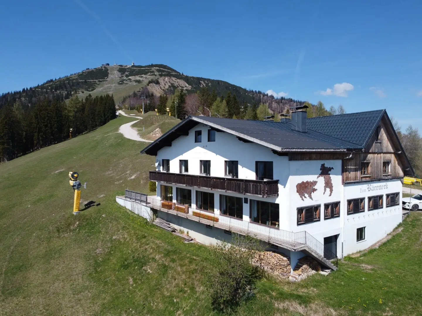 Traditional inn Bäreneck Gemeindealpe due to retirement for sale