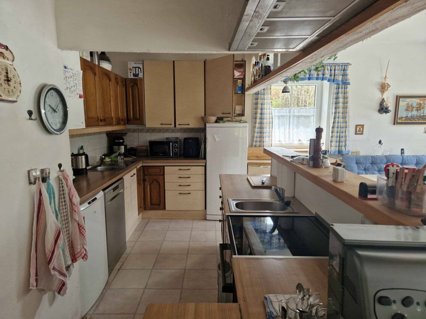 Ein-/Zweifamilienhaus in ruhiger und sonniger Siedlungslage
