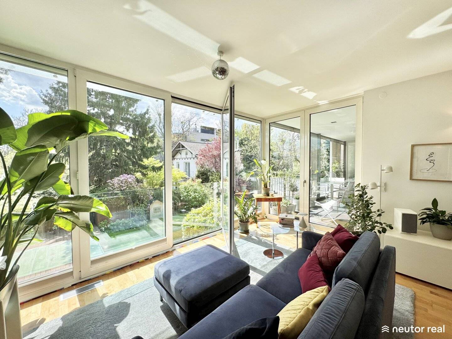 DAS STILVOLLE REFUGIUM IN DÖBLING | TRAUMHAFTE 3 ZI WOHNUNG | SONNIGE LOGGIA MIT GRÜNBLICK | OPT. GARAGE
