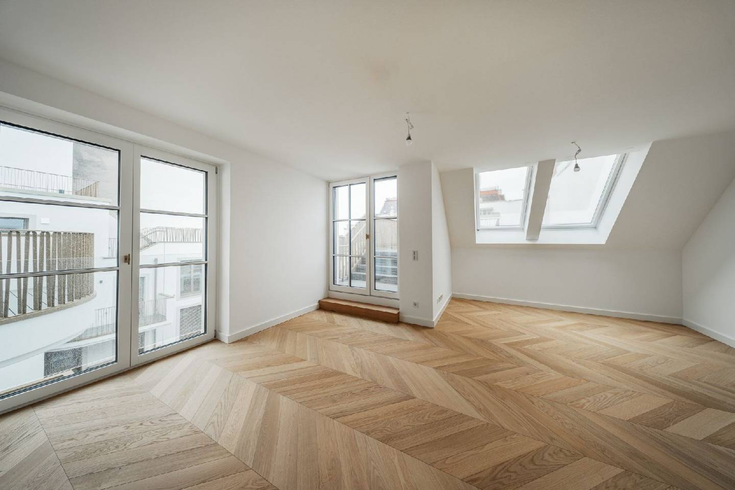 2-Zimmer-Wohnung mit großzügiger Terrasse am Naschmarkt in Wien 1040