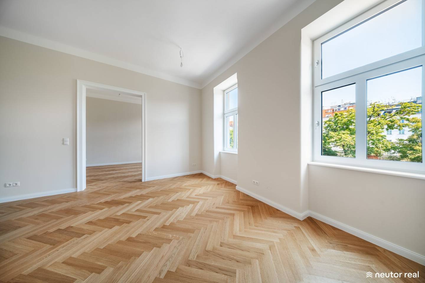 Erstbezug mit Stil: 3 Zimmer - Sanierter Altbaucharme trifft modernen Luxus - Loggia