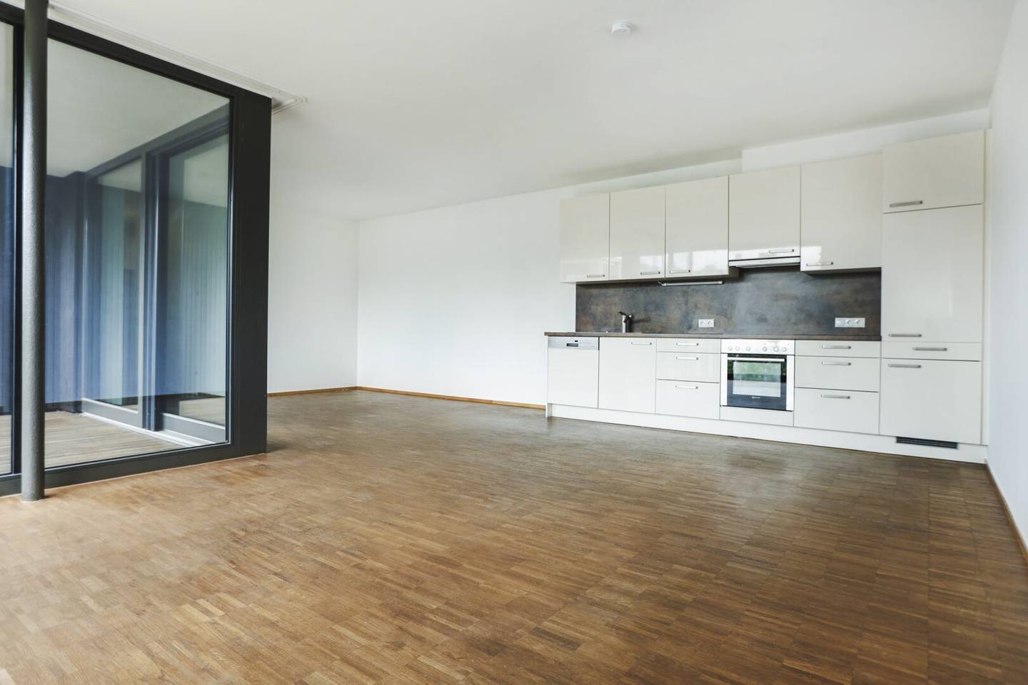 Luxus Pur: 3-Zimmer-Wohnung direkt Am Garnmarkt mit 2 Loggias