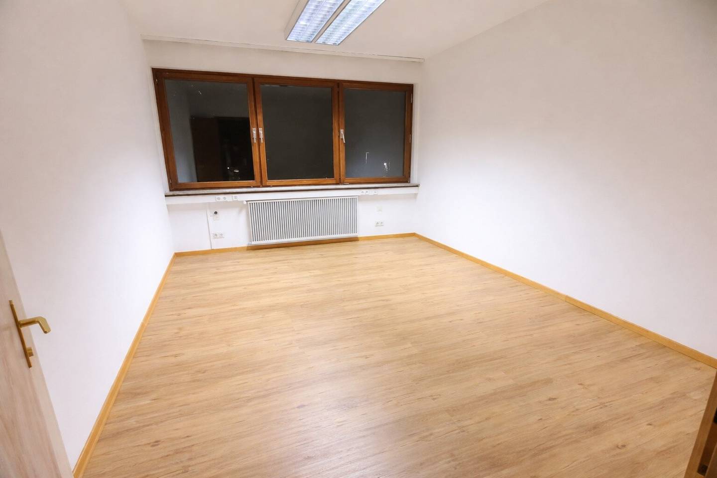 Helle Büros in Altach: 4 Flächen mit jeweils 17 m² mit Parkplatz - Attraktive Möglichkeit für dein Unternehmen!