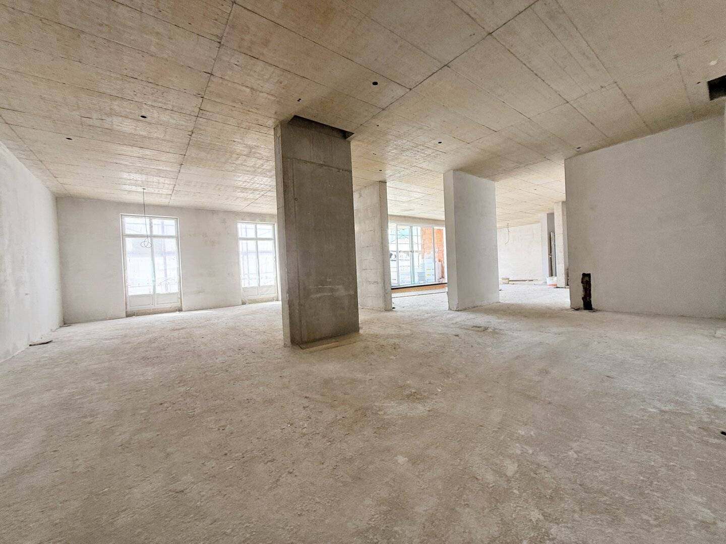 Exklusive Stadtwohnung beim Hauptplatz / großer Balkon / Neubau-Erstbezug / KFZ-Stellplatz