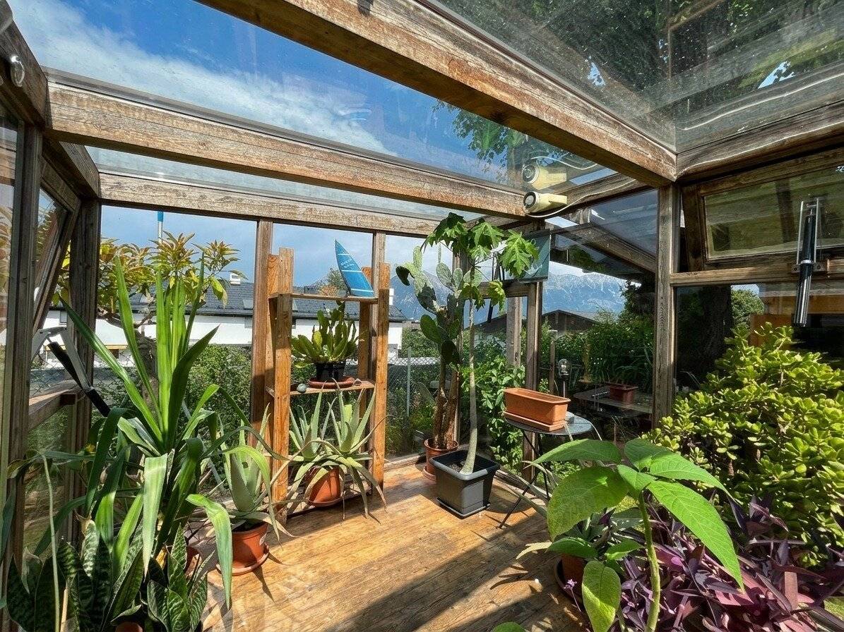 Gartenwohnung mit eigenem Pool in Innsbruck-Igls – 653 m² Privatgarten & Top-Lage