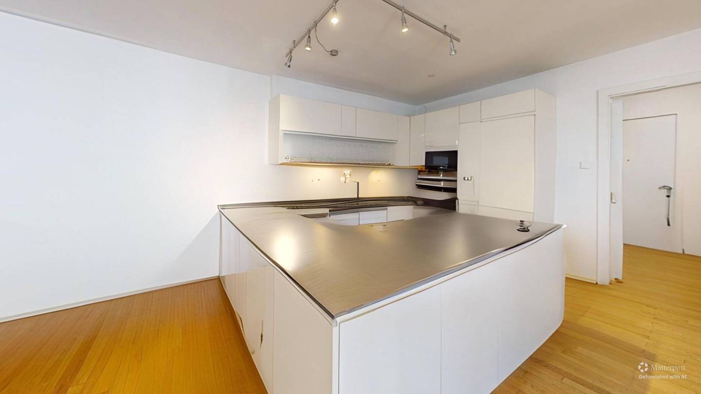Rarität: 2015er Neubau mit Balkon | Ruhelage | Hofseite | Lift